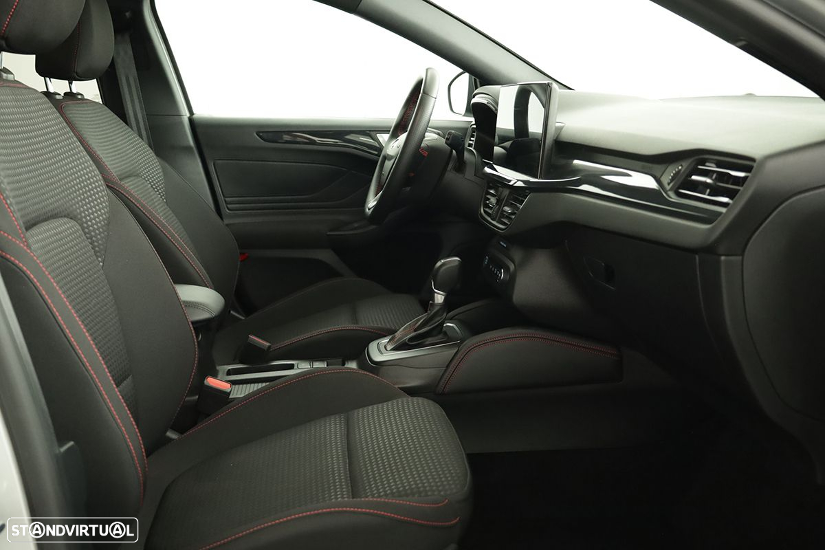 Ford Focus - 20