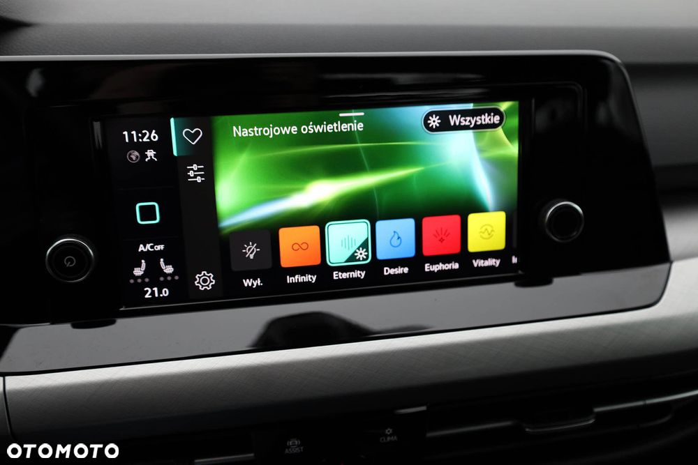 Volkswagen Golf 2.0 TDI Life - 18