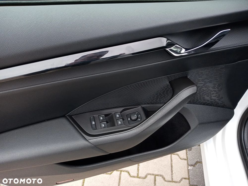 Skoda Octavia 1.5 TSI ACT Ambition - 11