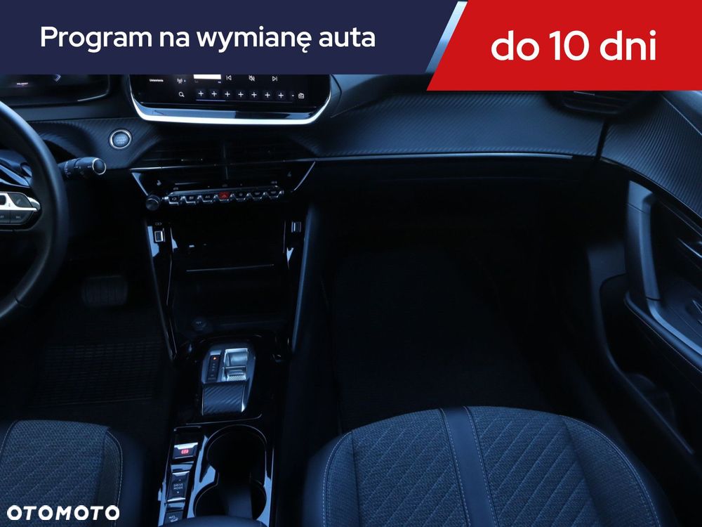 Peugeot 2008 - 10