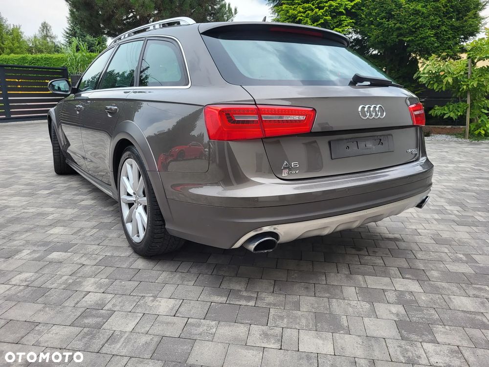 Audi A6 Allroad - 14