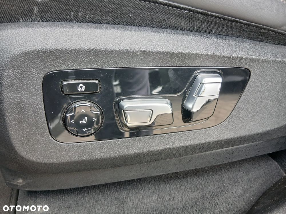 BMW X5 M M60i mHEV sport - 22
