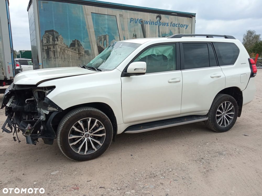 Toyota Land Cruiser LC 2.8 D-4D Invincible - 3