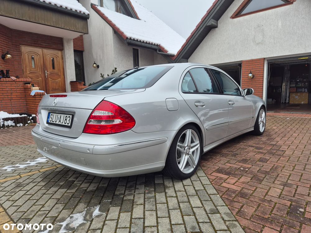 Mercedes-Benz Klasa E 320 T Avantgarde - 3