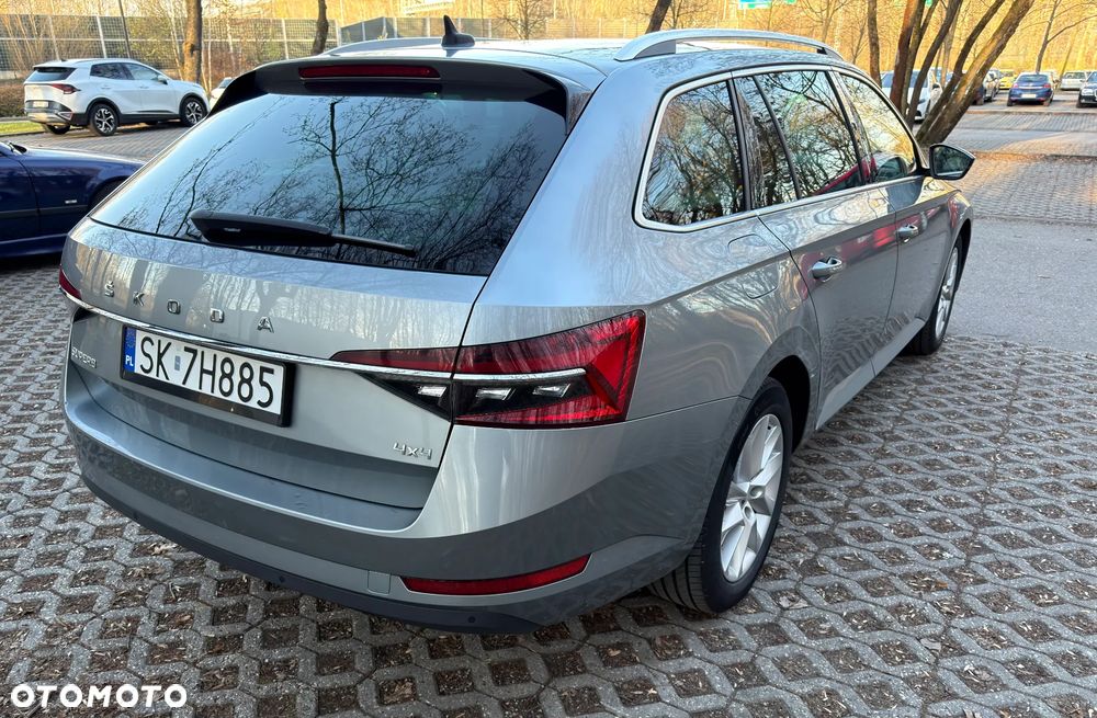 Skoda Superb 2.0 TDI SCR 4x4 Style DSG - 5