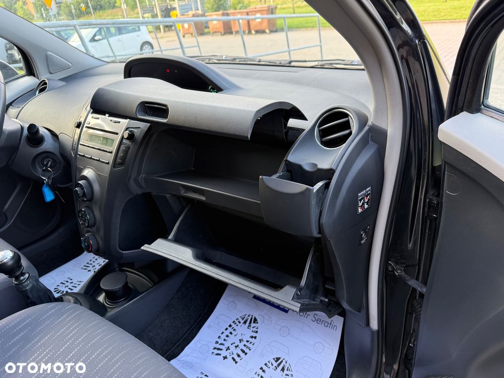Toyota Yaris 1.33 Sol - 18