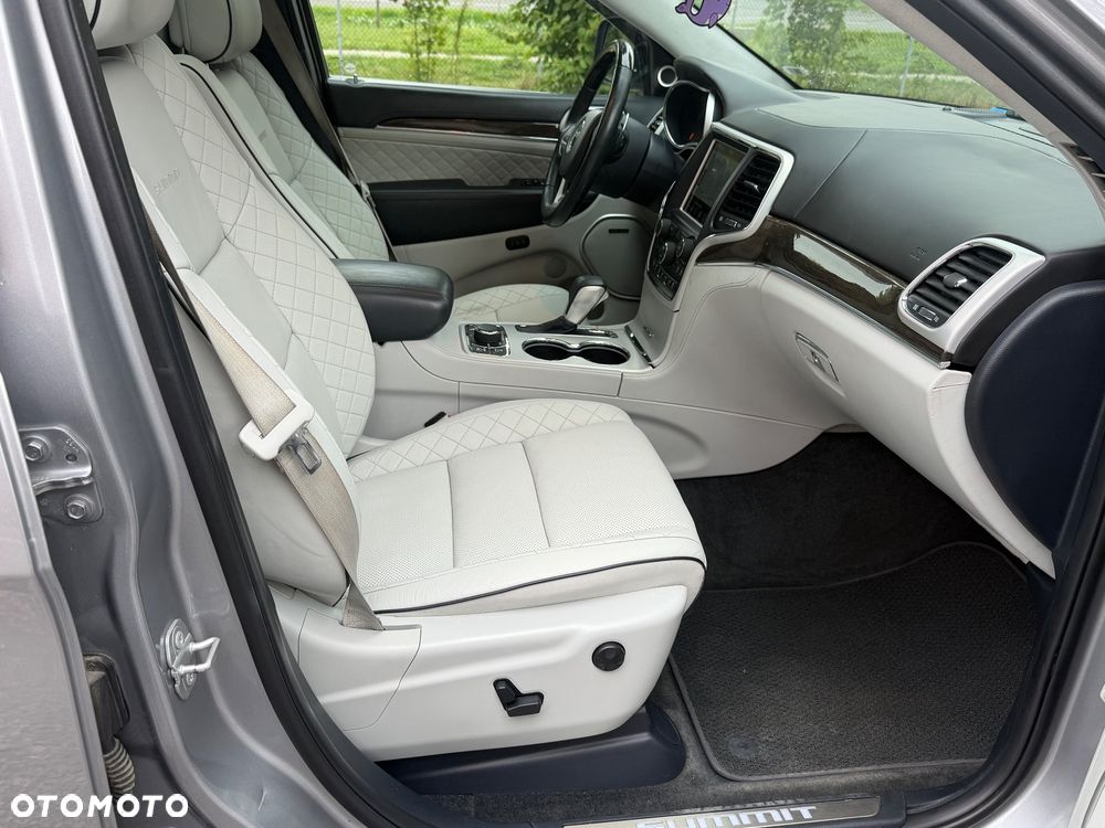 Jeep Grand Cherokee 3.6 V6 Summit - 19