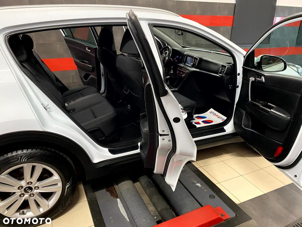 Kia Sportage 1.6 GDI L Business Line 2WD - 22