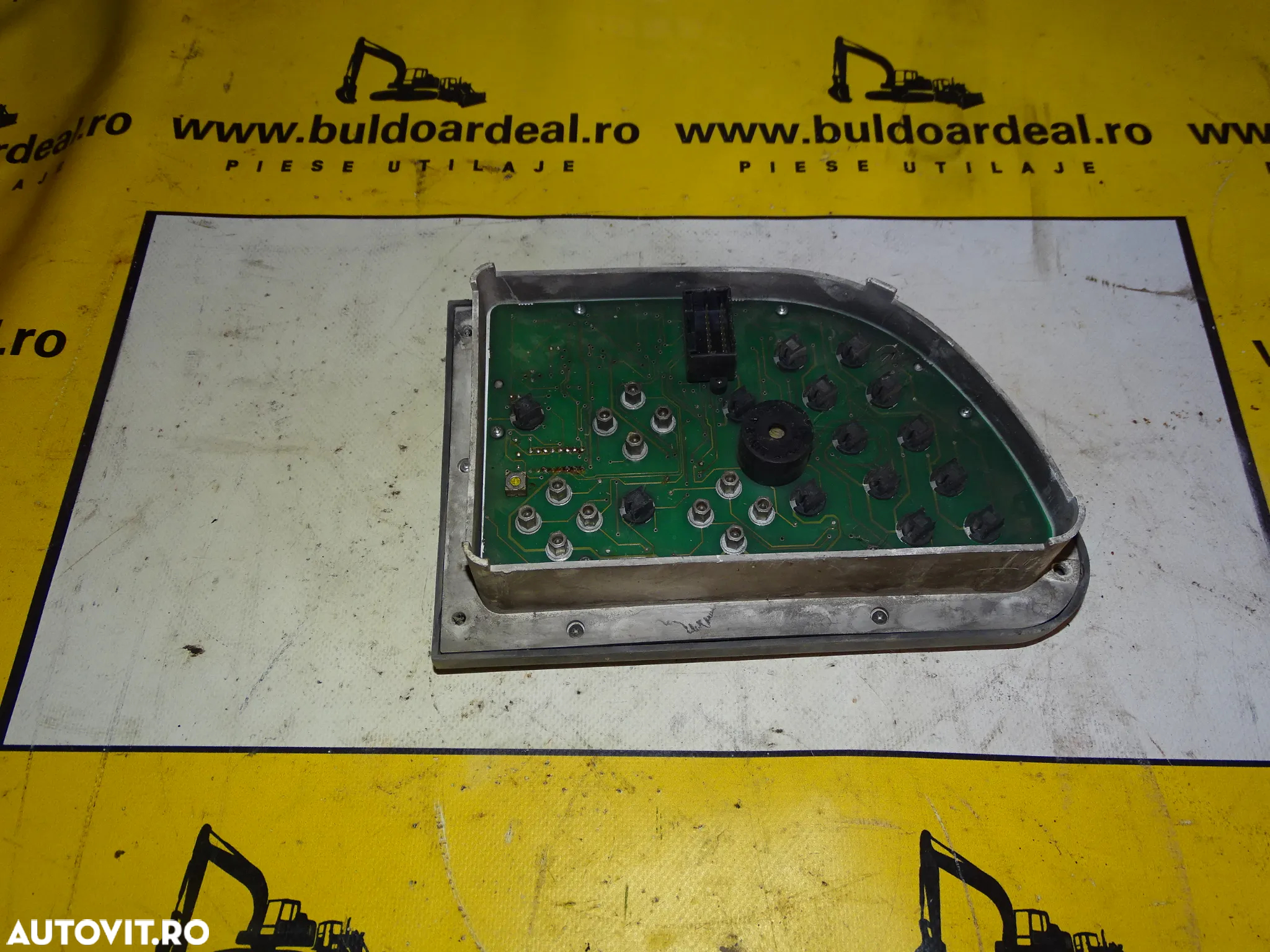 CEAS BORD TEREX - 3