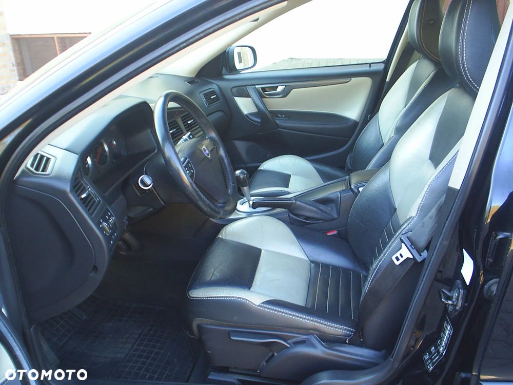 Volvo S60 2.4 Premium - 5