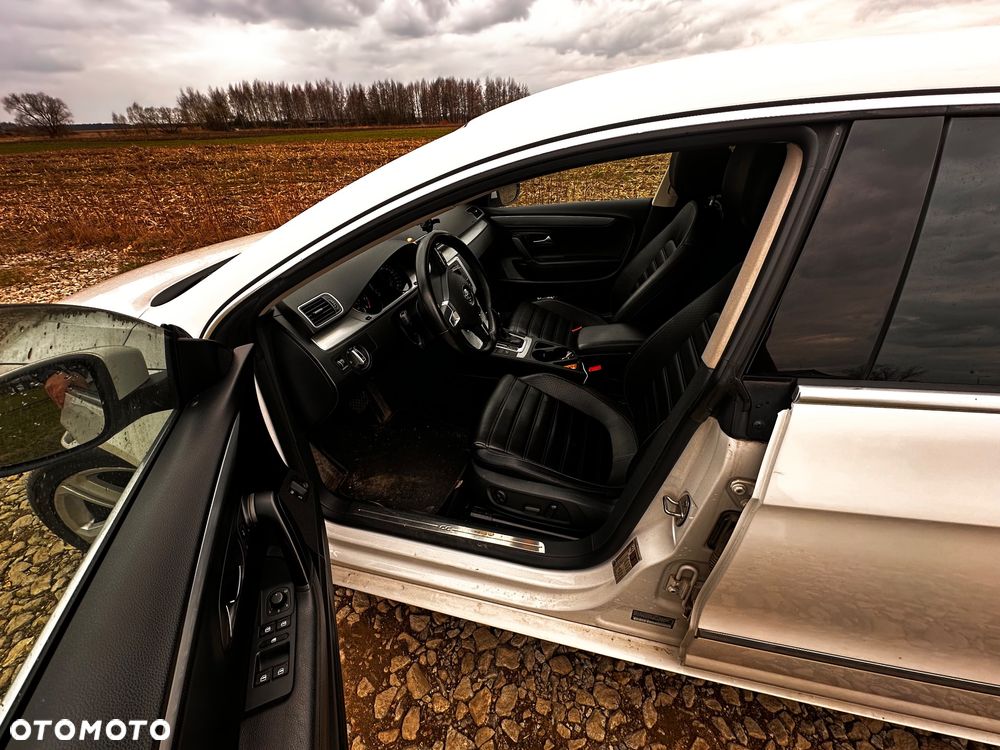 Volkswagen Passat - 8