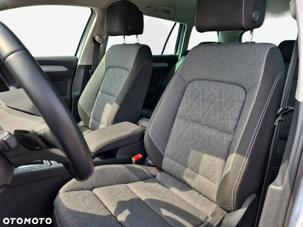 Volkswagen Passat Variant 2.0 TDI SCR Business DSG - 11
