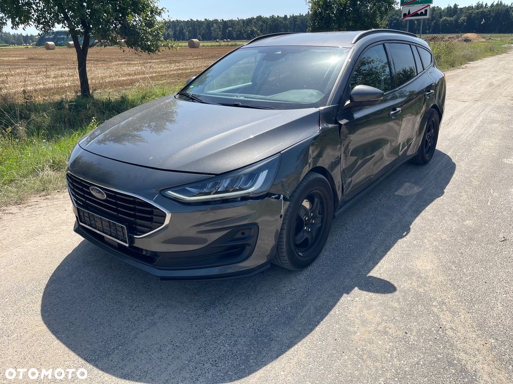 Ford Focus Turnier 1.0 EcoBoost Start-Stopp-System COOL&CONNECT DESIGN - 11
