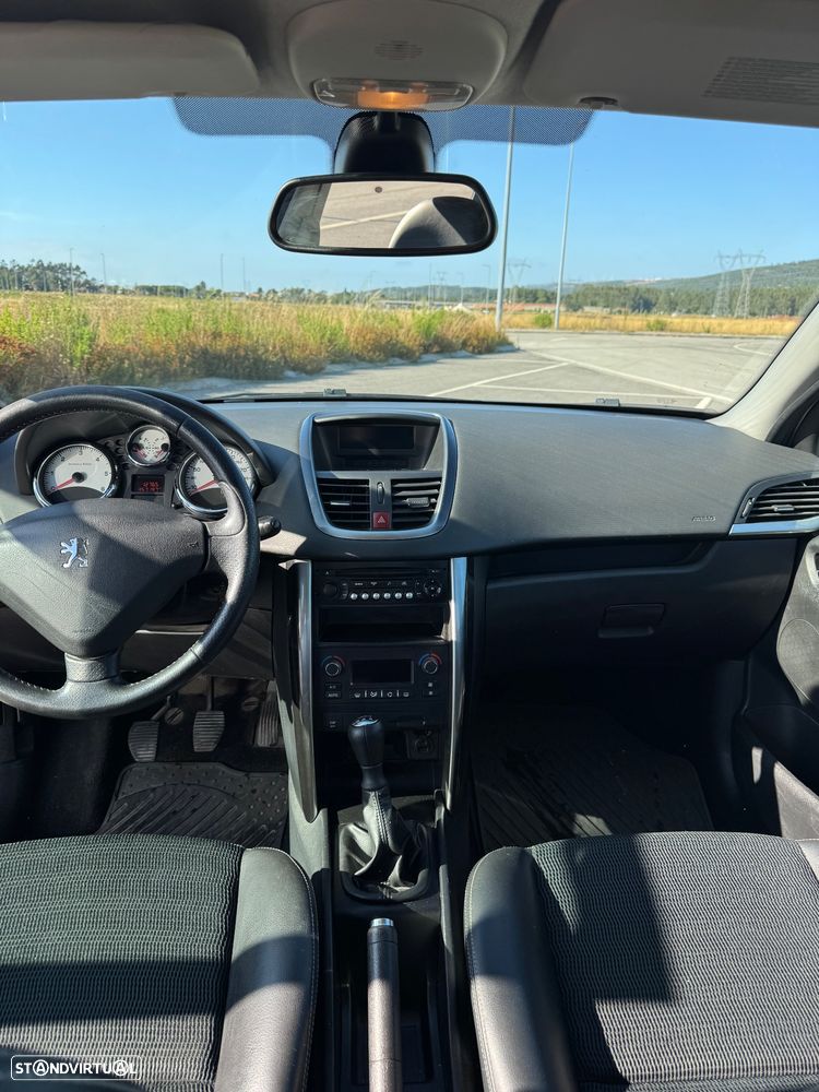 Peugeot 207 1.6 HDi 98g - 13