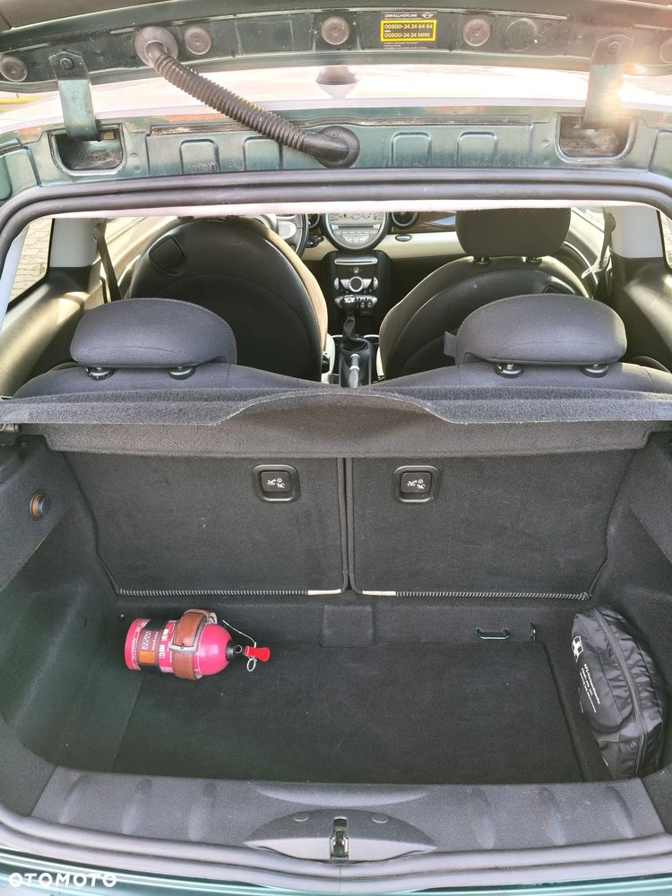 MINI Cooper Standard - 17