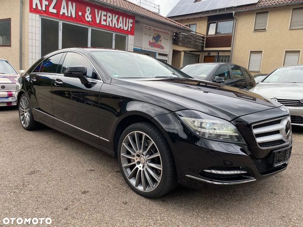 Mercedes-Benz CLS 350 CDI 4-Matic BlueEff - 2