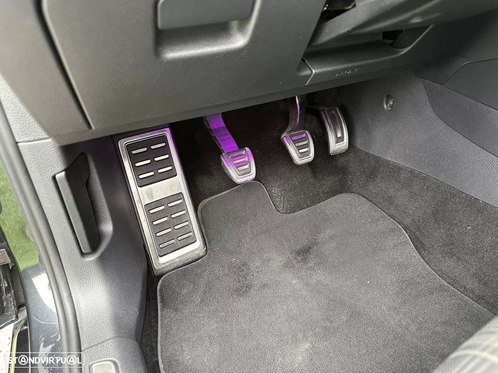 VW Golf 2.0 TDI GTD - 44