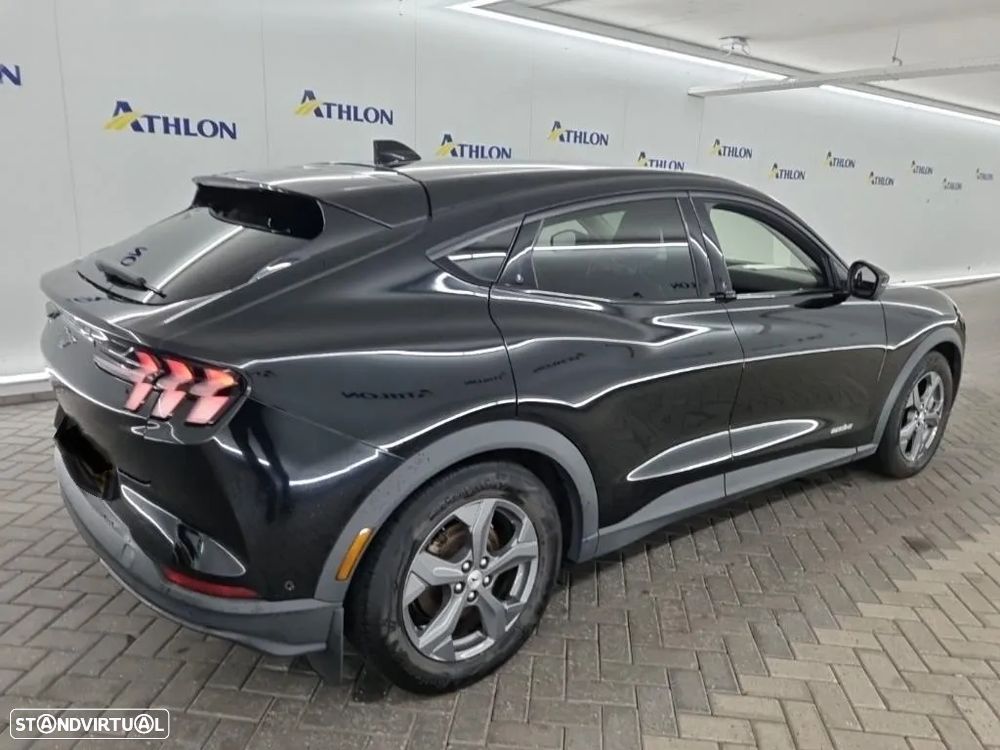 Ford Mustang Mach-E 75.7 kWh Base - 4