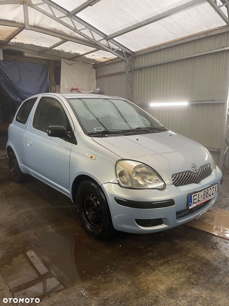 Toyota Yaris 1.0 Terra MM - 1