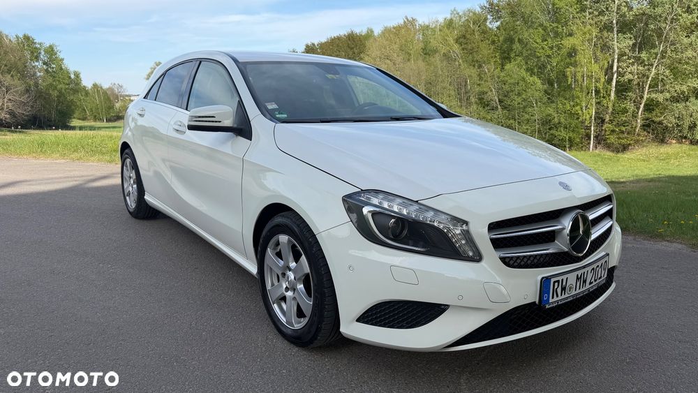 Mercedes-Benz Klasa A 180 7G-DCT SCORE - 2