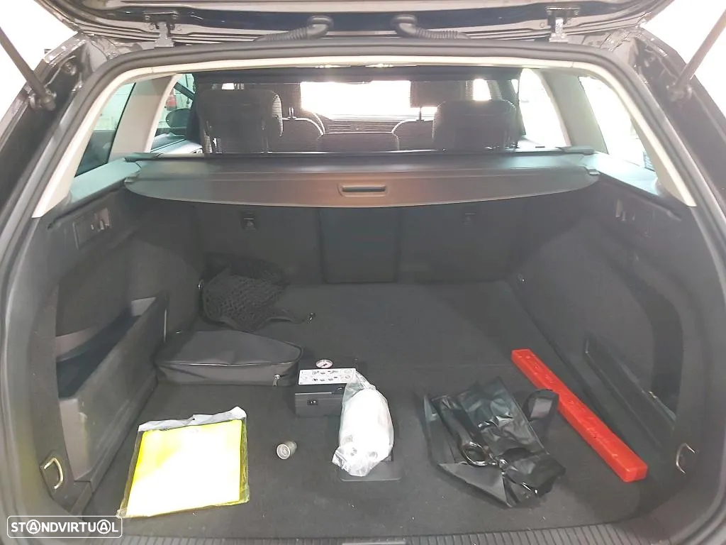 VW Passat Variant 1.4 TSI GTE Plug-in - 13