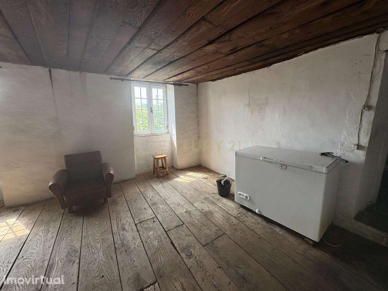 Oportunidade Única em Dine: Casa para Recuperar por 60.000€ - Grande imagem: 3/15