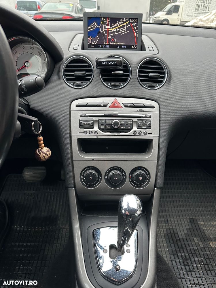 Peugeot 308 HDi FAP 110 EGS6 Platinum - 4