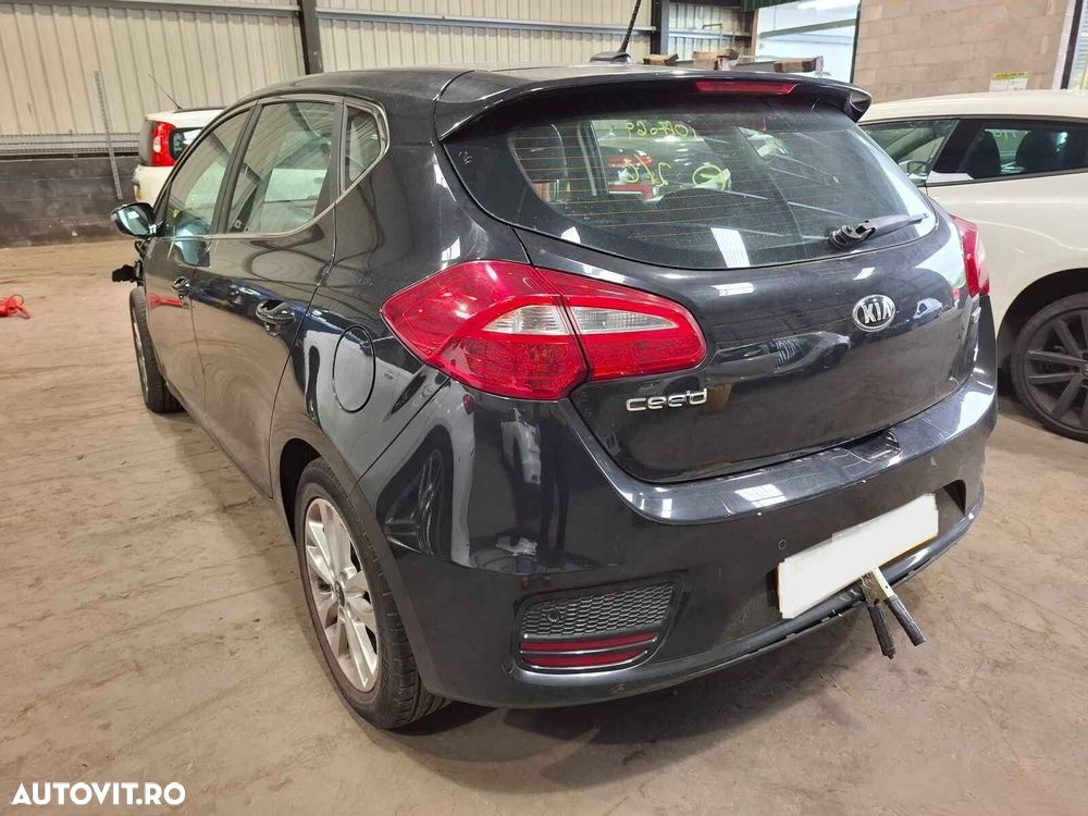 Planetara stanga Kia Ceed 2016 Diesel  Manuala 128 - 3