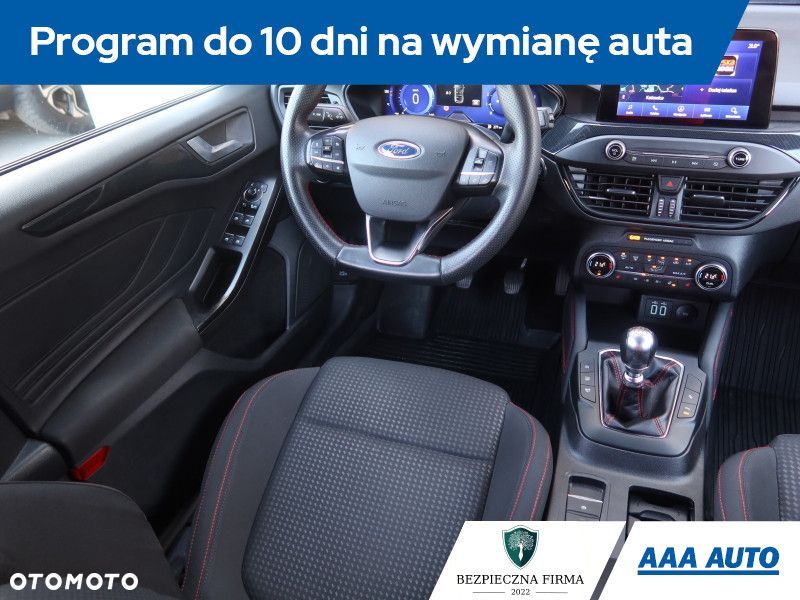 Ford Focus - 9