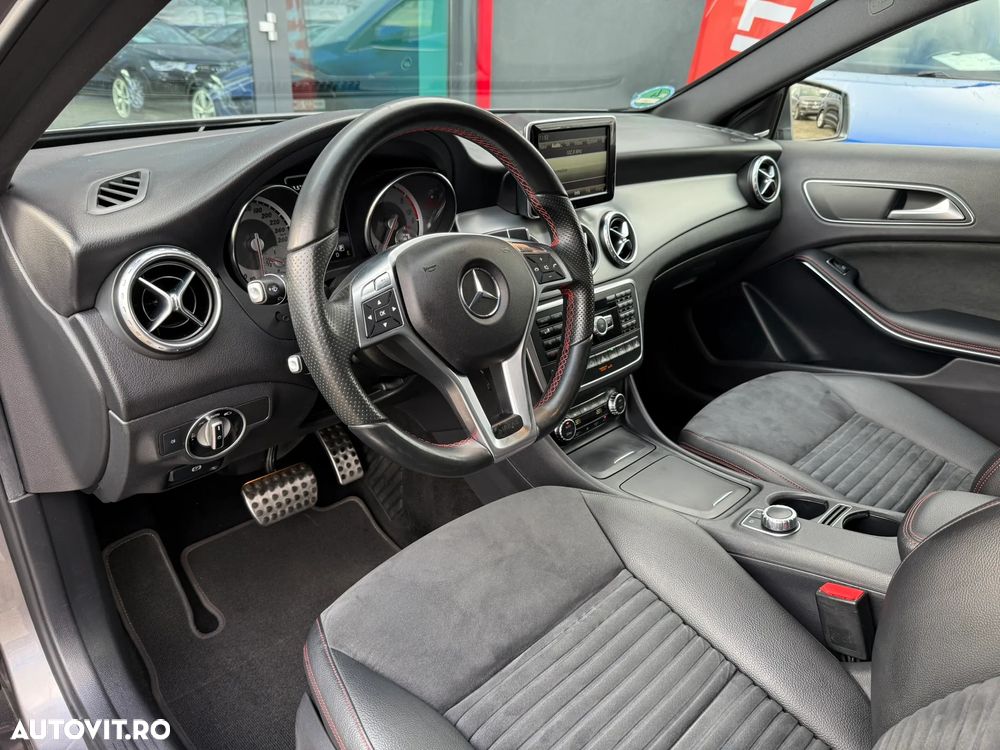 Mercedes-Benz GLA 220 CDI 4Matic 7G-DCT AMG Line - 13