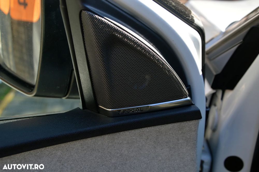 Peugeot 3008 225 e-EAT8 GT - 29