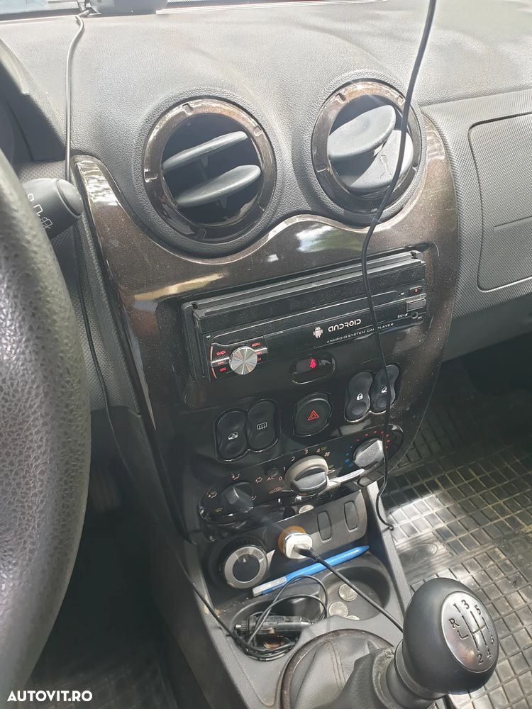 Dacia Duster 1.6 4x4 - 6