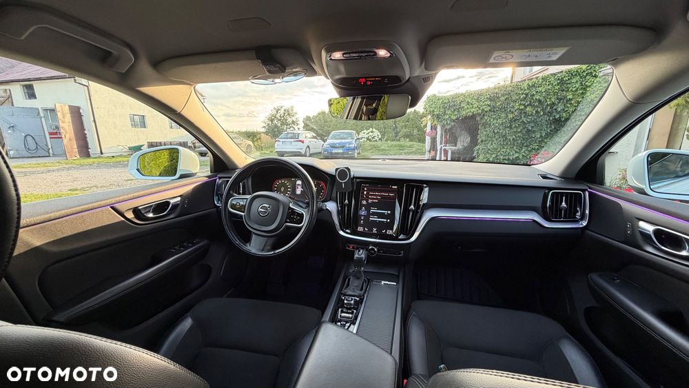 Volvo V60 D4 AWD Momentum Pro - 15