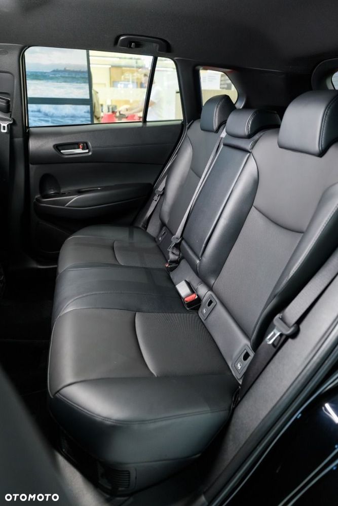 Toyota Corolla Cross - 19