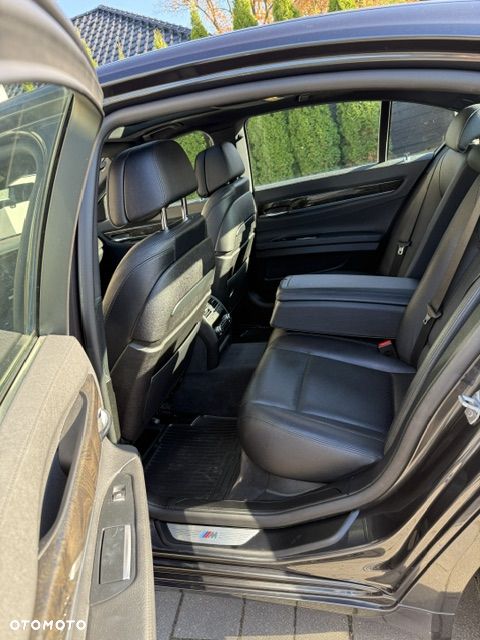 BMW Seria 7 - 7