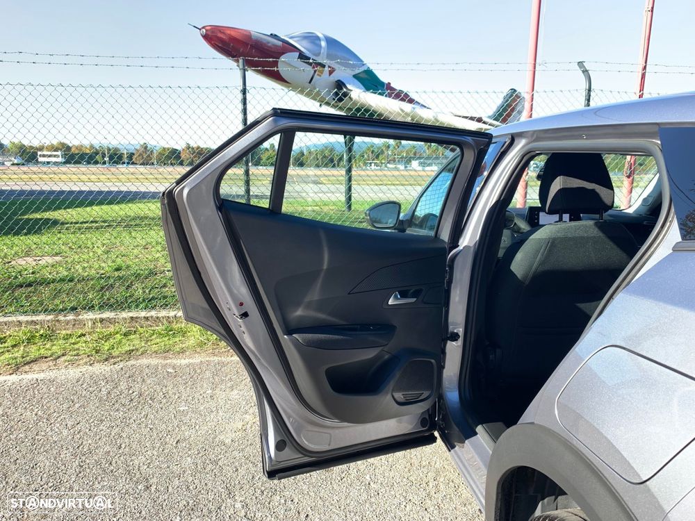 Peugeot 2008 1.2 PureTech Allure - 47