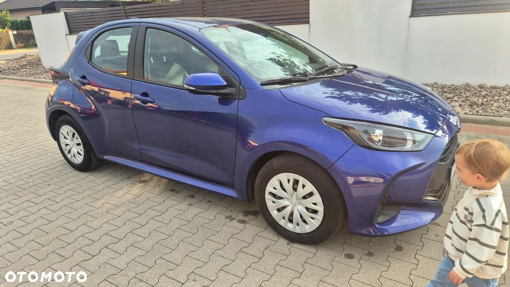 Toyota Yaris 2023 photo 4