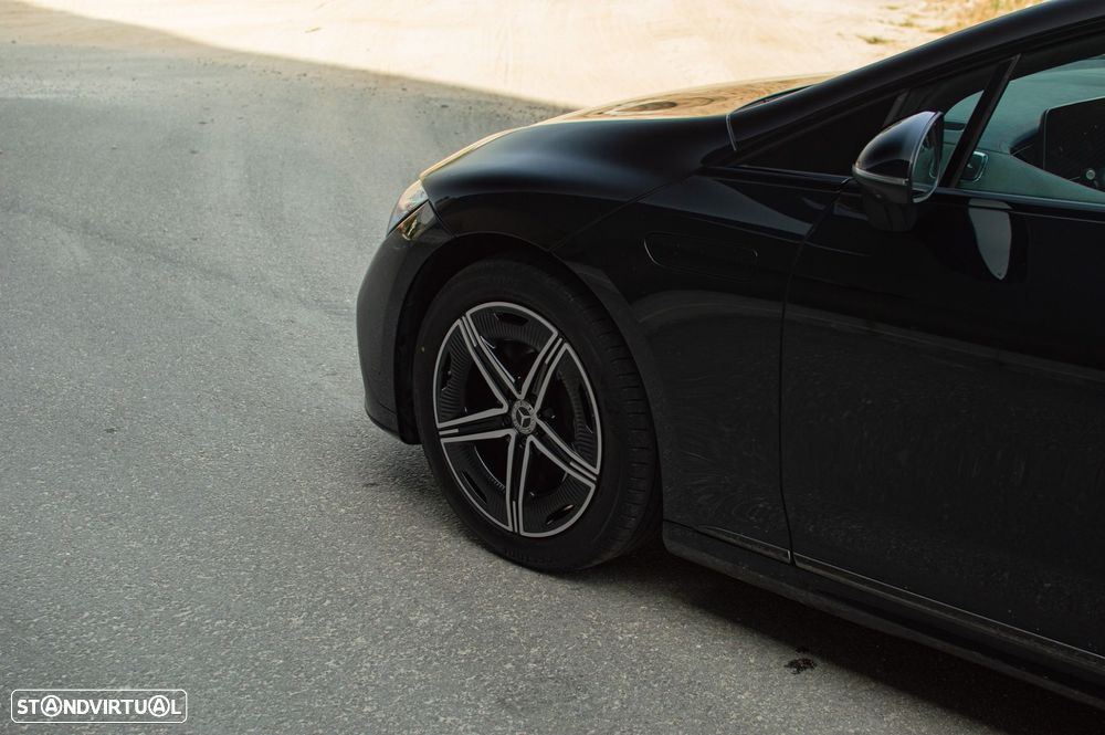 Mercedes-Benz EQE 350 - 16