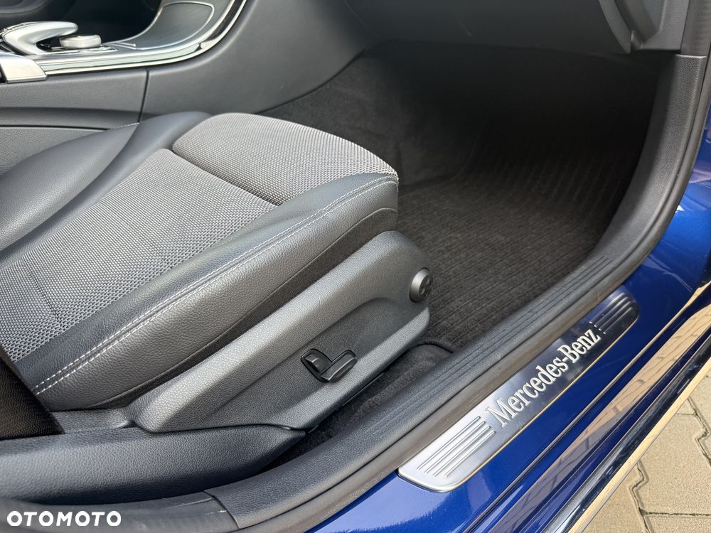 Mercedes-Benz Klasa C 180 (BlueEFFICIENCY) 7G-TRONIC Avantgarde - 15
