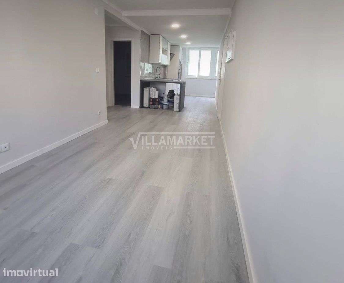 Apartamento T2 Remodelado com 56 m2 inserido no rés do chão de um pequ - Grande imagem: 4/5
