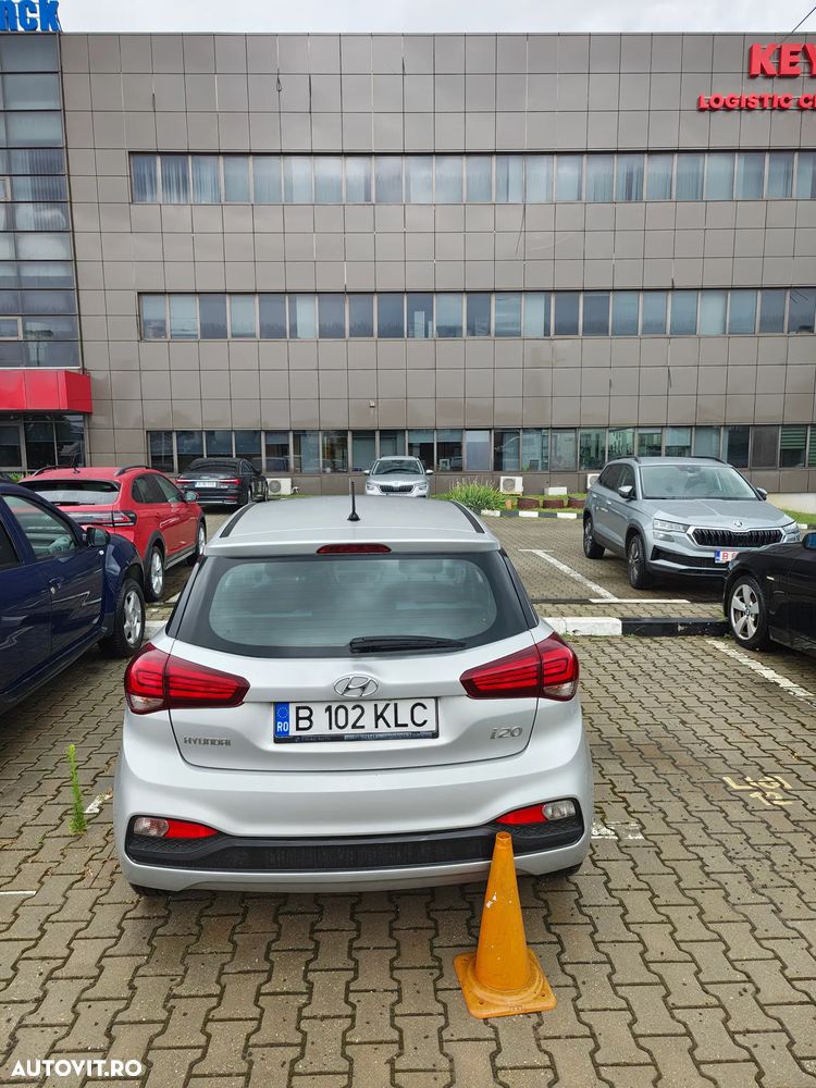 Hyundai i20 1.2 Pure - 4