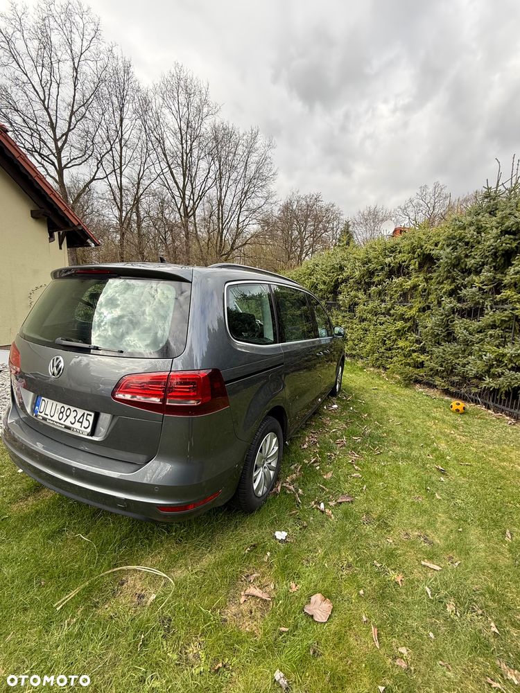 Volkswagen Sharan 2.0 TDI BMT Comfortline DSG - 2