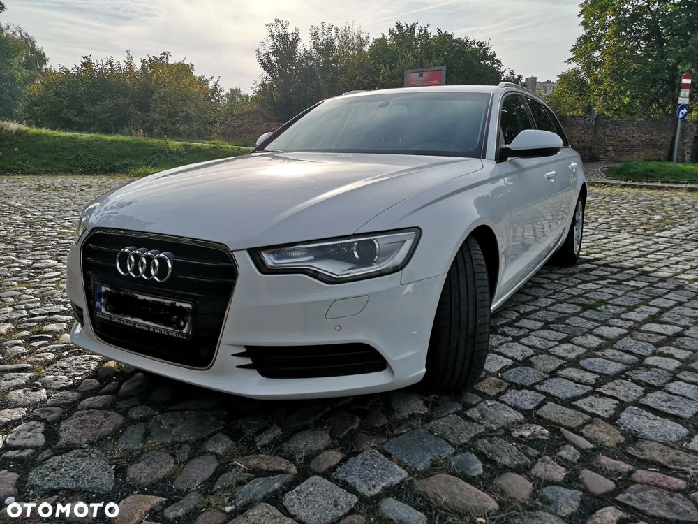 Audi A6 Avant - 1
