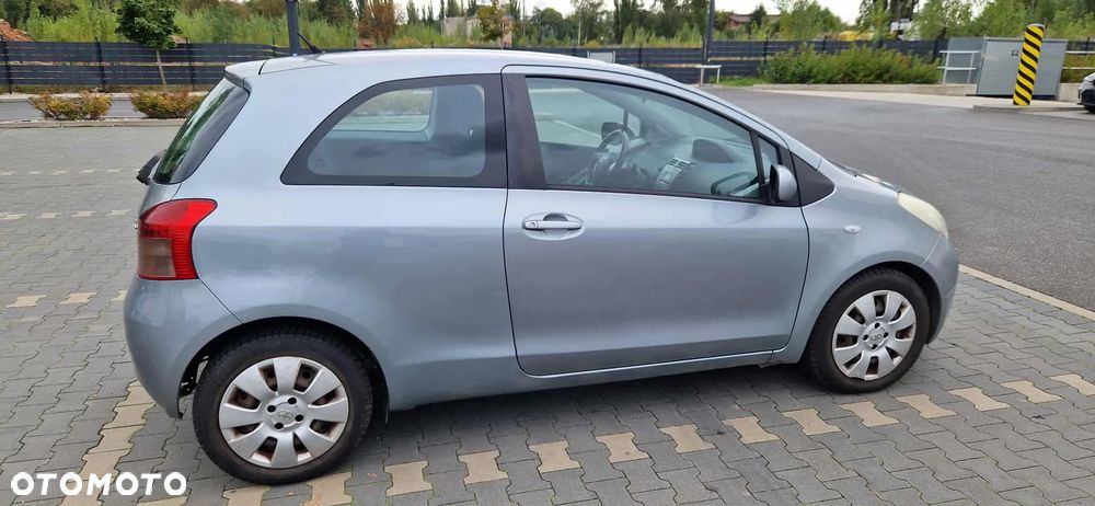 Toyota Yaris - 3