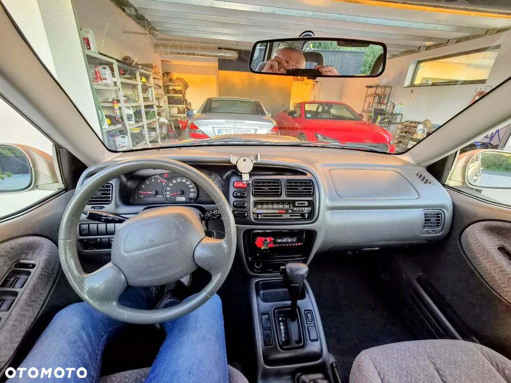 Suzuki Grand Vitara - 22