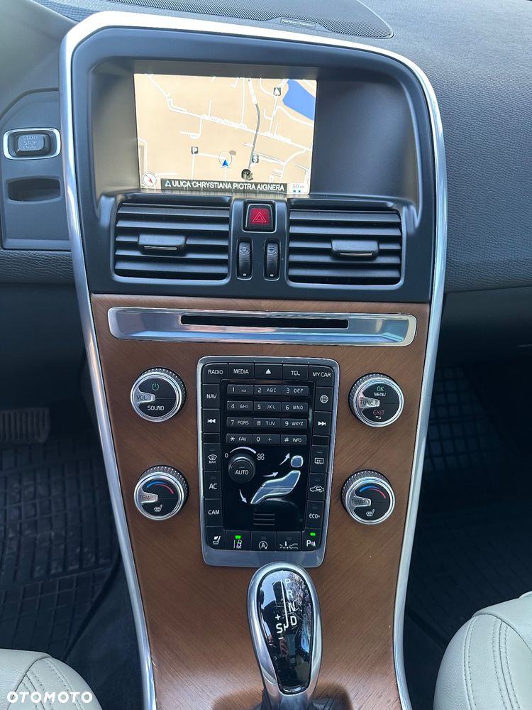 Volvo XC 60 T5 Powershift Summum - 25