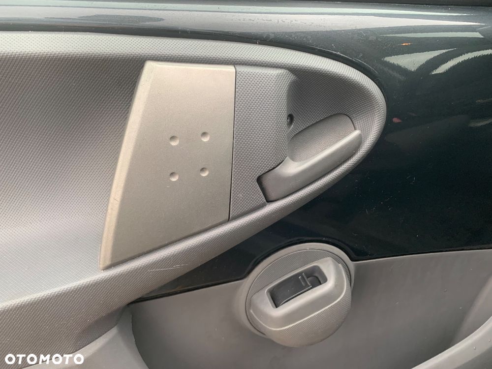 Toyota Aygo 1.0 VVT-i Luna MM A/C - 14