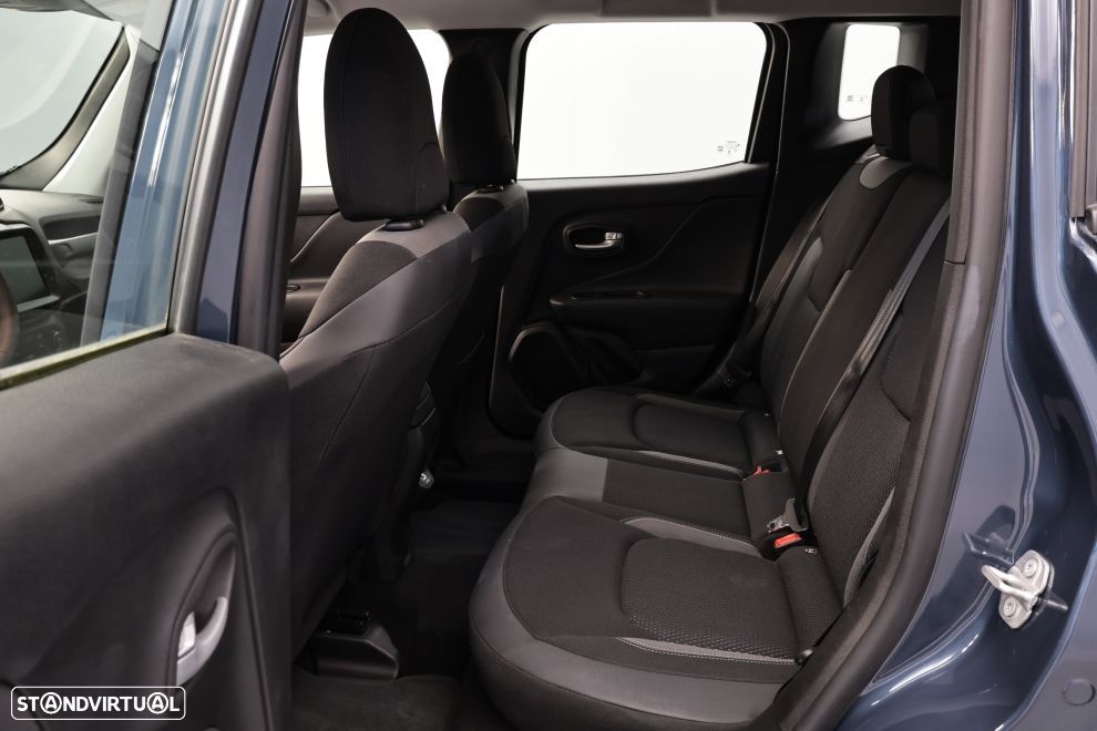 Jeep Renegade 1.5 TG e-Hybrid Limited DCT - 24