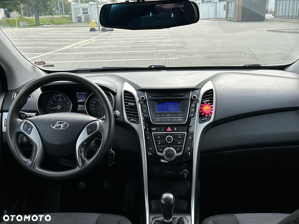 Hyundai i30 1.4 Classic + - 11