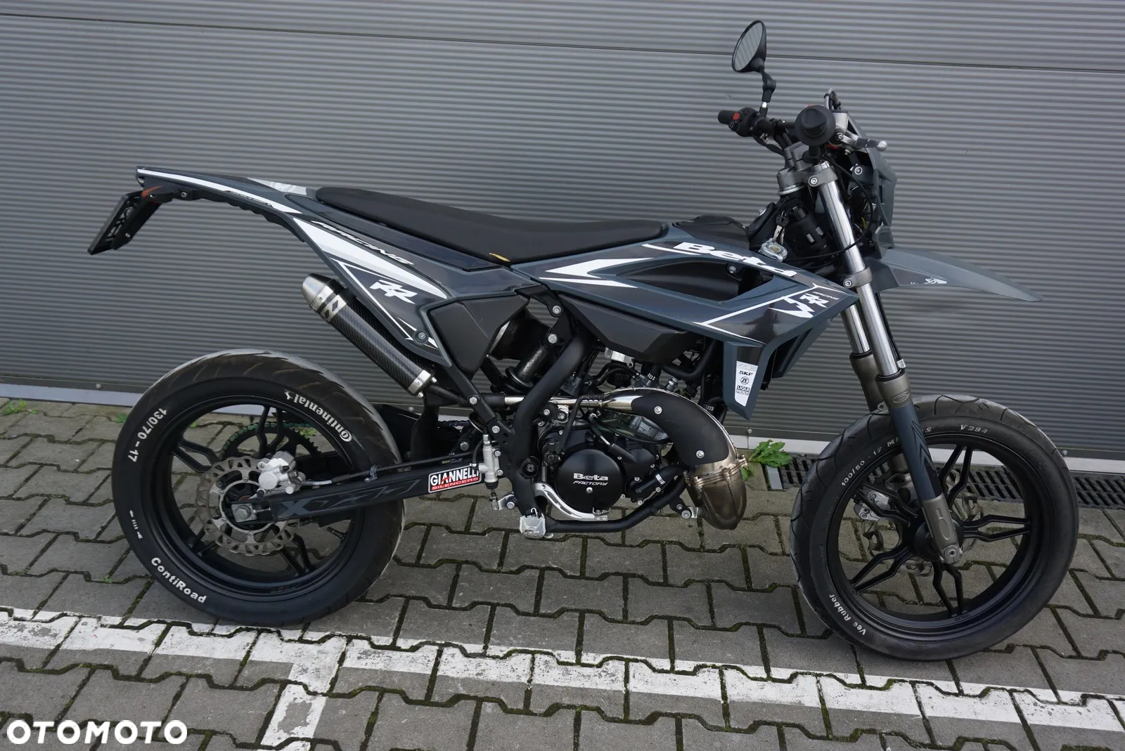 Beta RR - 2